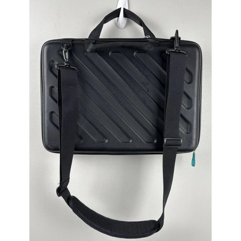 Thule Gauntlet Laptop Case 15